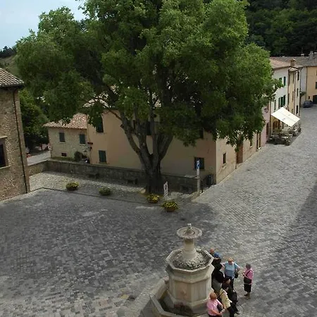 Hotel Diffuso San Leo