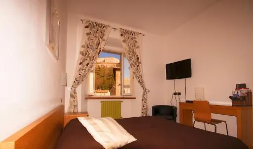 Hotel Diffuso San Leo